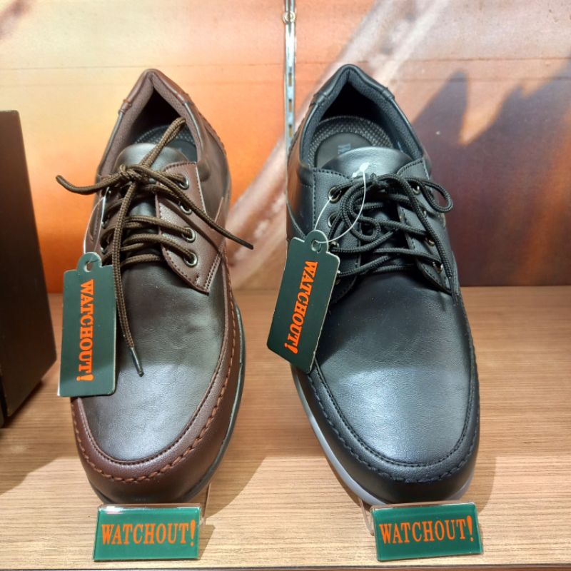 watchout sepatu pantofel pria