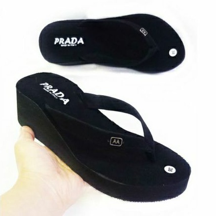 SANDAL WEDGES WANITA JAPIT SPON - SANDAL JEPIT WANITA - SANDAL SPON MURAH (KODE PRADA M)