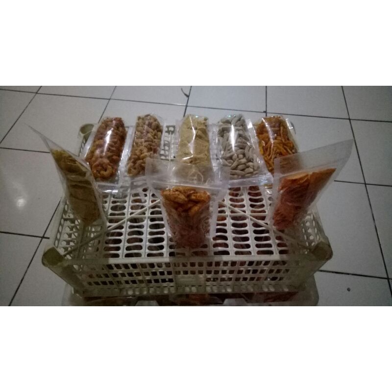 

cemilan rakyat renyah dan gurih