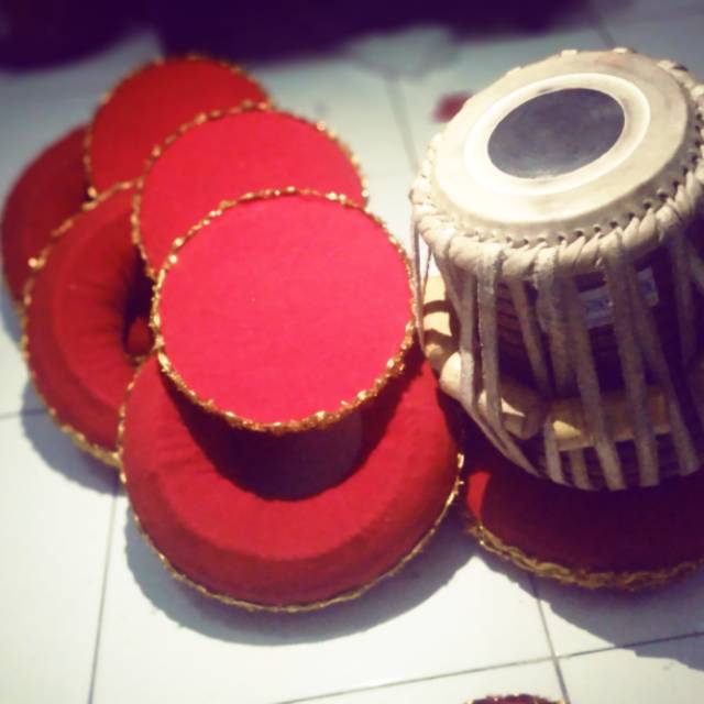 Bantal tabla / bantal dayan / bantal gendang