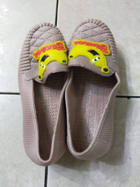 SALE STOCK Sepatu Karet Selop Anak Perempuan Anti Air Warna Random