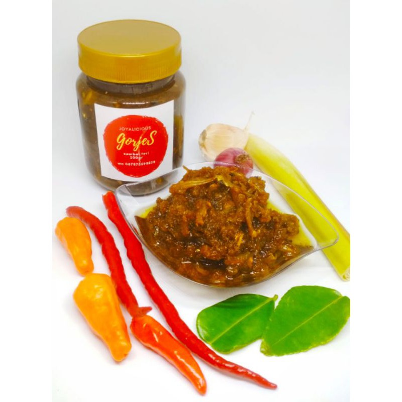 

Sambal Teri (GorjeS Kitchen) 200gr