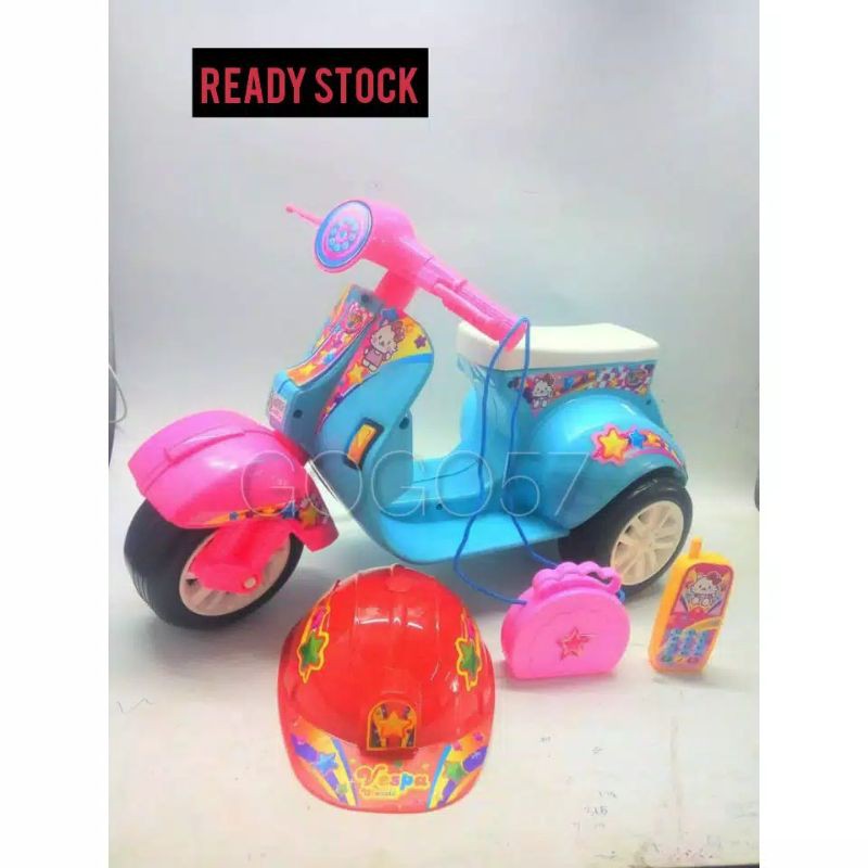 Anak Perempuan Motor Vespa Cilik / Vespa Dorong Mini Roda