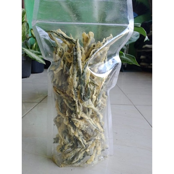 

kripik daun singkong