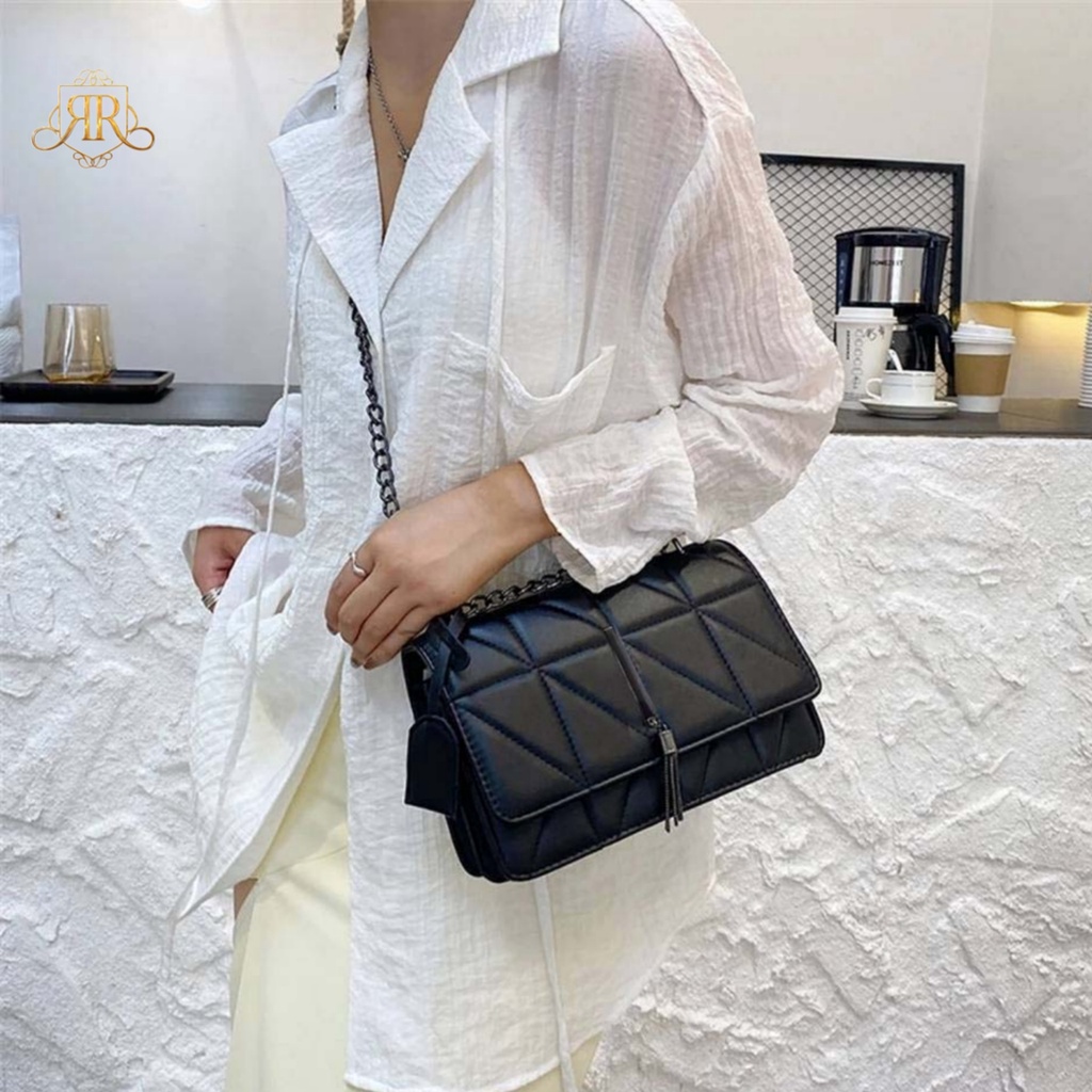 TAS WANITA TAS PESTA KERJA KANTOR KONDANGAN ARISAN IMPORT FASHION KOREA KULIT CEWEK PEREMPUAN MODEL TERBARU KEKINIAN tas selempang sling bag women fashionable cewek perempuan TAS HANGOUT HADIAH KADO PACAR IBU MAMA ANNIVERSARY