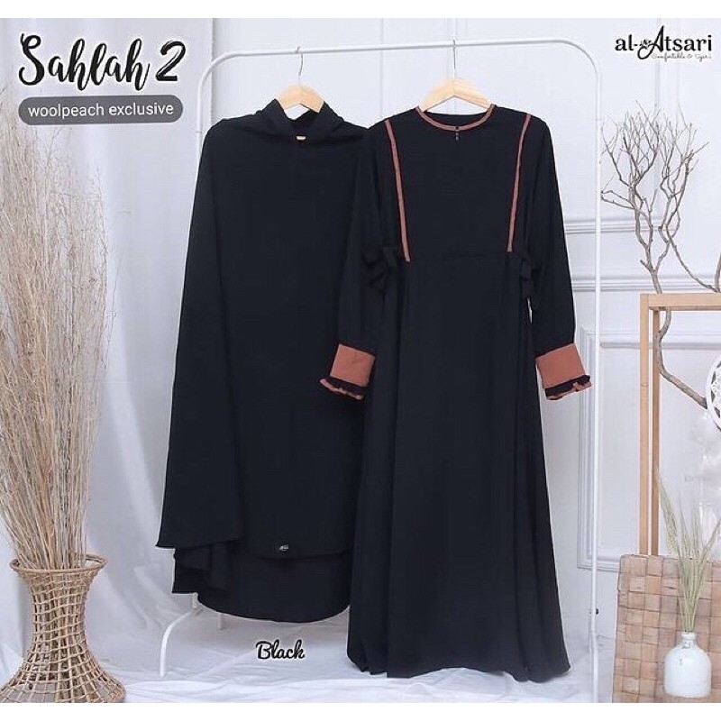 Set Gamis Hitam  (Preloved)