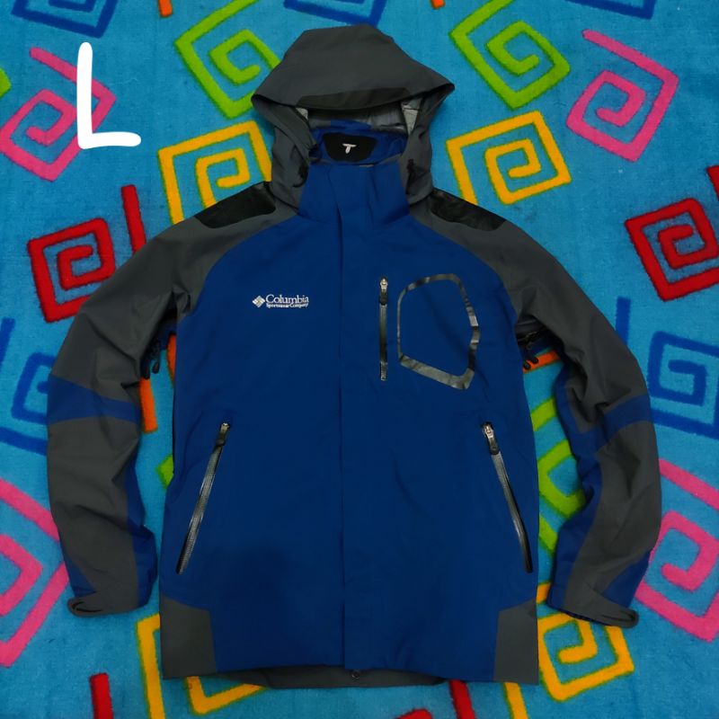 Columbia Titanium Goretex