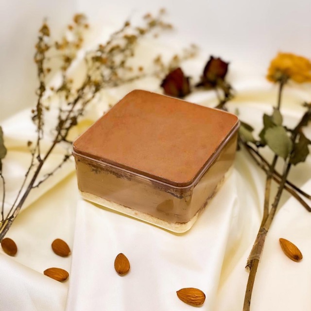 

Milo Dessert Box - The L’amour