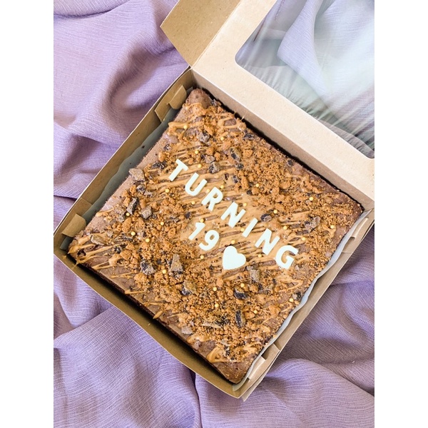 

Brownies Panggang Ulang Tahun Brownies Sekat [Bandung Only]