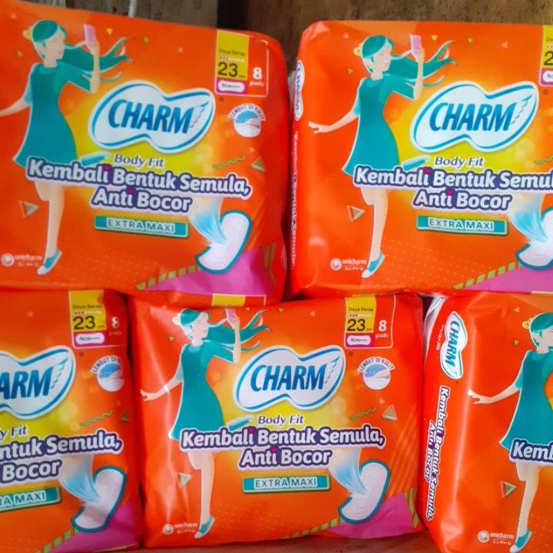 Softex CHARM/1 pk isi 8 pcs