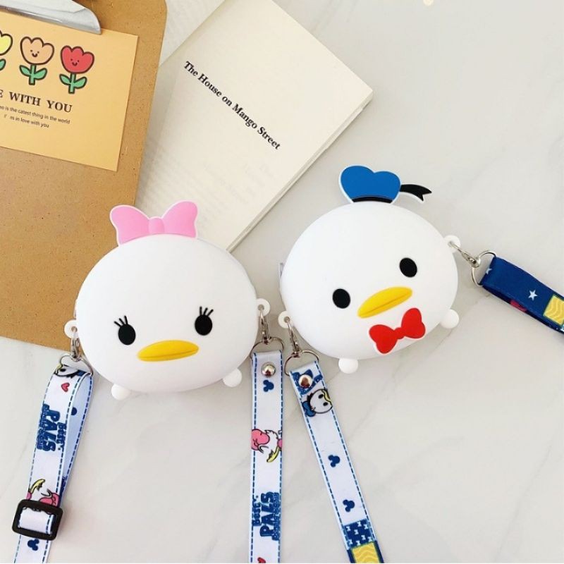 Tas Selampang karakter donald duck