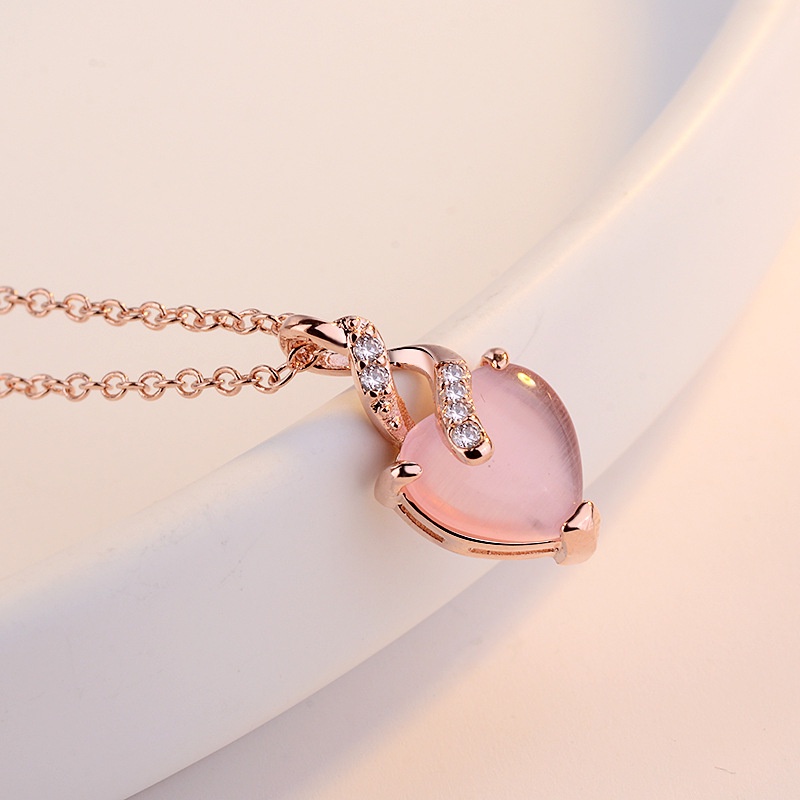 [Ready Stock]Fashion Silver Plated Heart-Shaped Pink Crystal Pendant Necklace