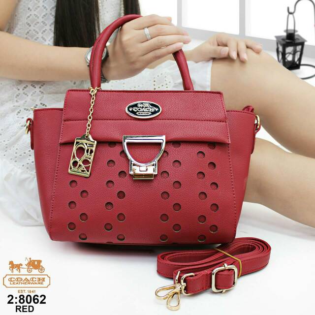 TAS MEREK COACH
HARGA