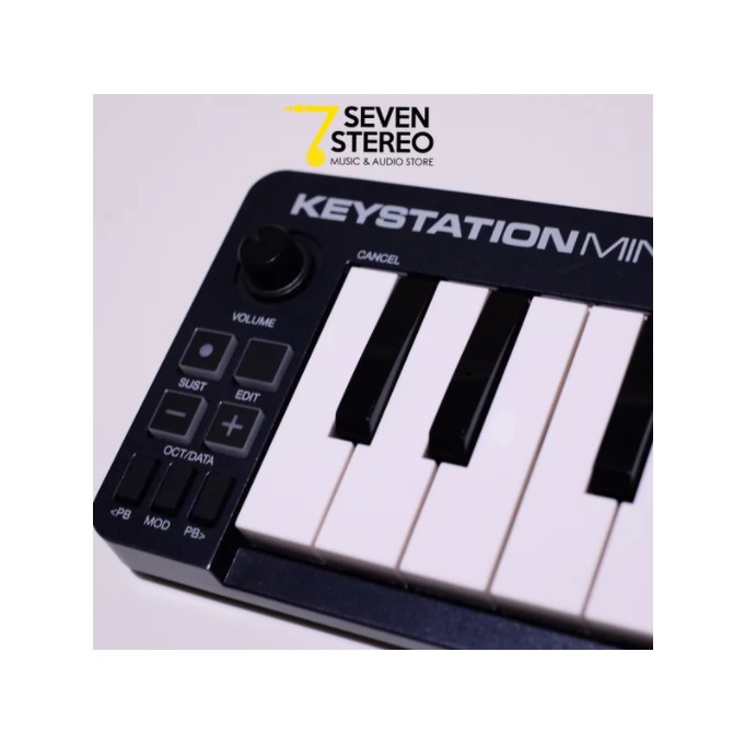 M-Audio Mini Keystation 32 | Mini Keyboard Controller