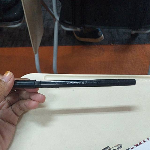 

Bolpen standart