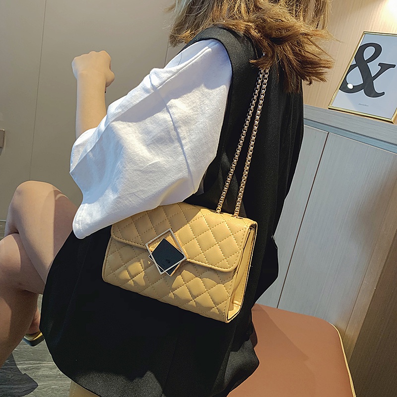 Tas Selempang ANGGUN Sling Bag Wanita Rantai Ulir Luxury Gold Viral Terbaru Design Stylist Kekinian