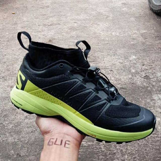 Sepatu Salomon trail running treking tipe Enduro