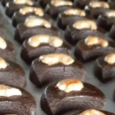 

CHOCO MEDE NUTELLA KUE KERING HOMEMADE JENG VICHA