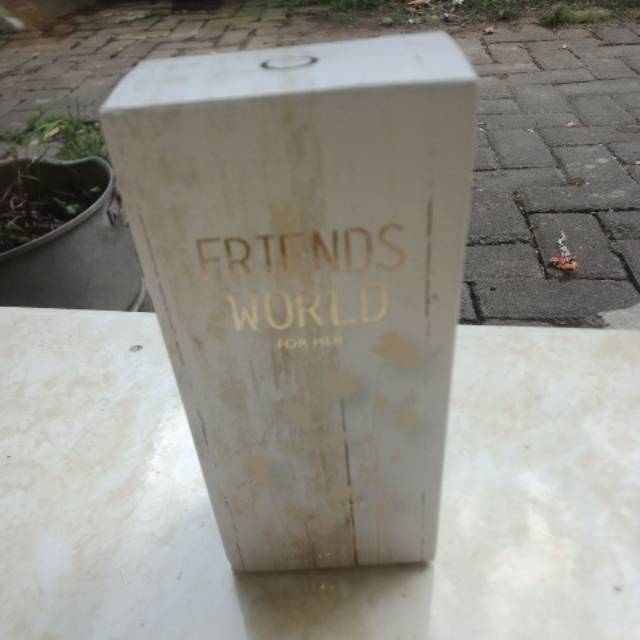 Parfum friends world oriflame