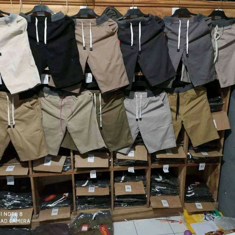 CELANA CHINOS PENDEK DEWASA 100rb DAPAT 5