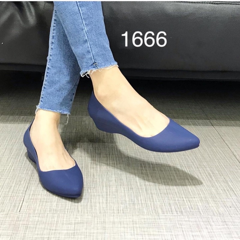 sepatu jelly 1666a