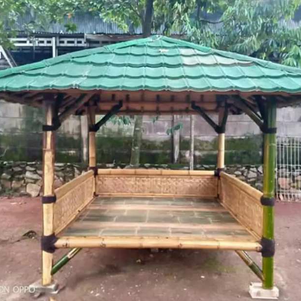 saung gazebo bambu persegi