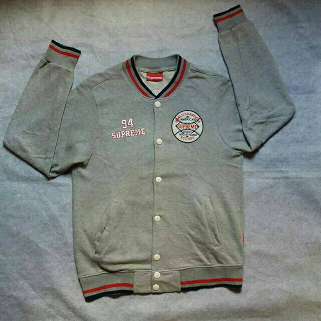 Supreme Crewneck Second Orginal 