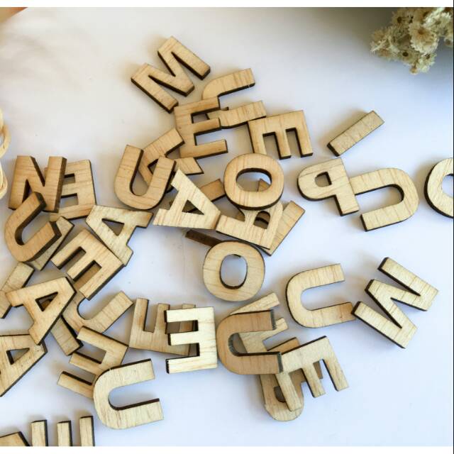 Huruf abjad kayu dan akrilik mini