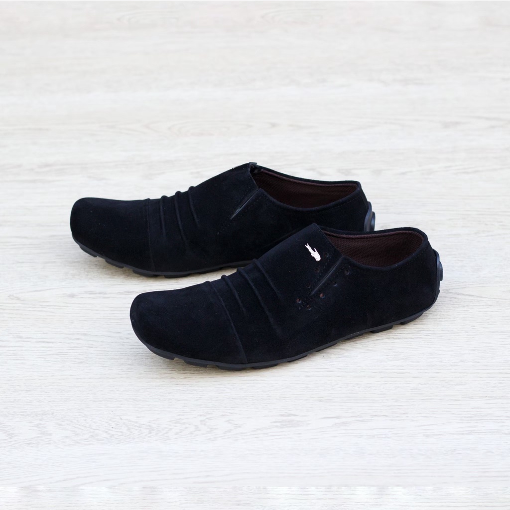 SEPATU SLIP ON SLIDE SLIPER PRIA LAKI LAKI COWOK DEWASA SUEDE PREMIUM ORIGINAL KASUAL CASUAL FORMAL RESMI SANTAI Trendy Modis Keren Murah || PANTOFEL PANTOFLE KERJA KANTOR PANSUS PRIA