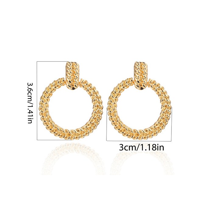 LRC Anting Tusuk Fashion Small Geometric Hollow Embossed Round Earrings F35802