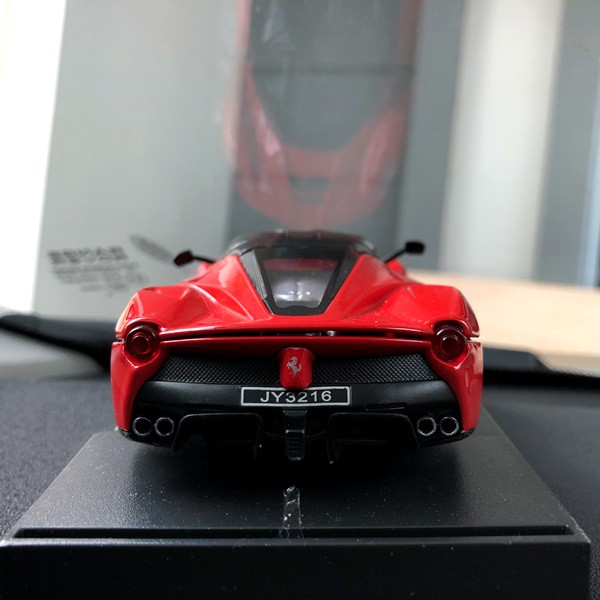 Pajangan FERRARI LAFERRARI Miniatur Parfum Parfume Pewangi Mobil