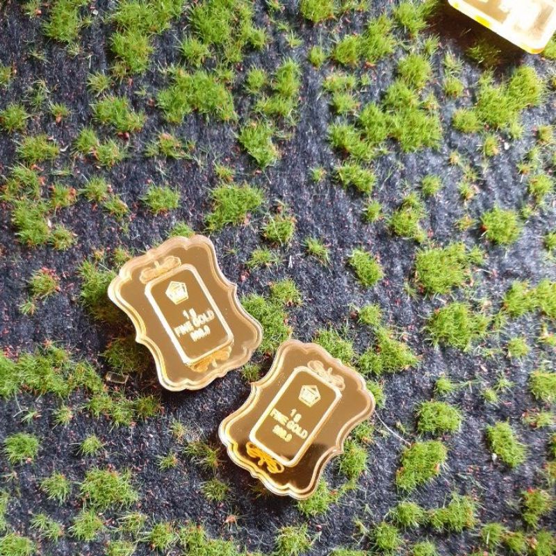 Replika antam logam mulia emas batangan ( LM ) acrylic / akrilik-Antam + tatakan gold
