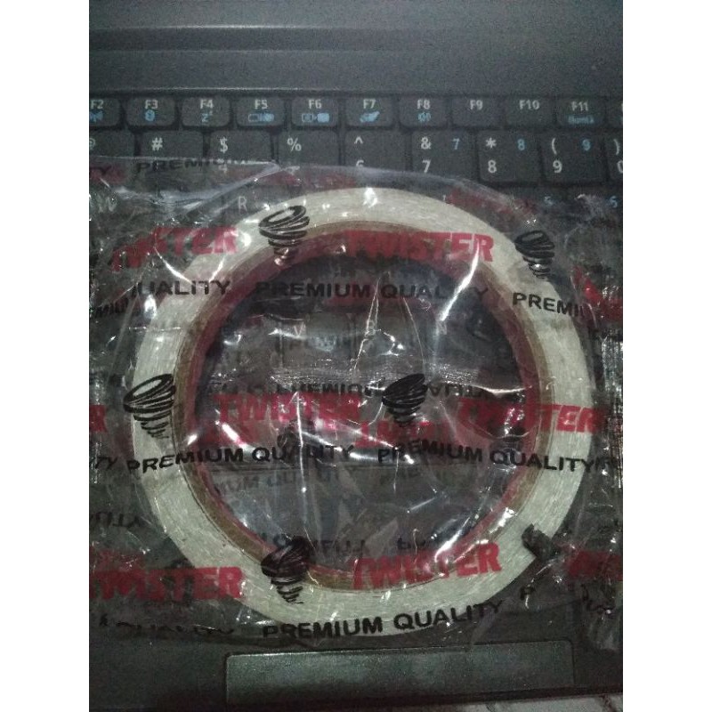 

Double tape putih