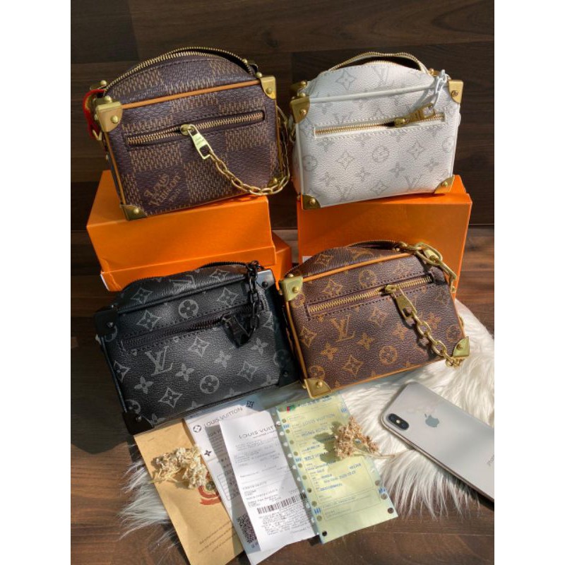 Tas selempang LV soft mini trunk