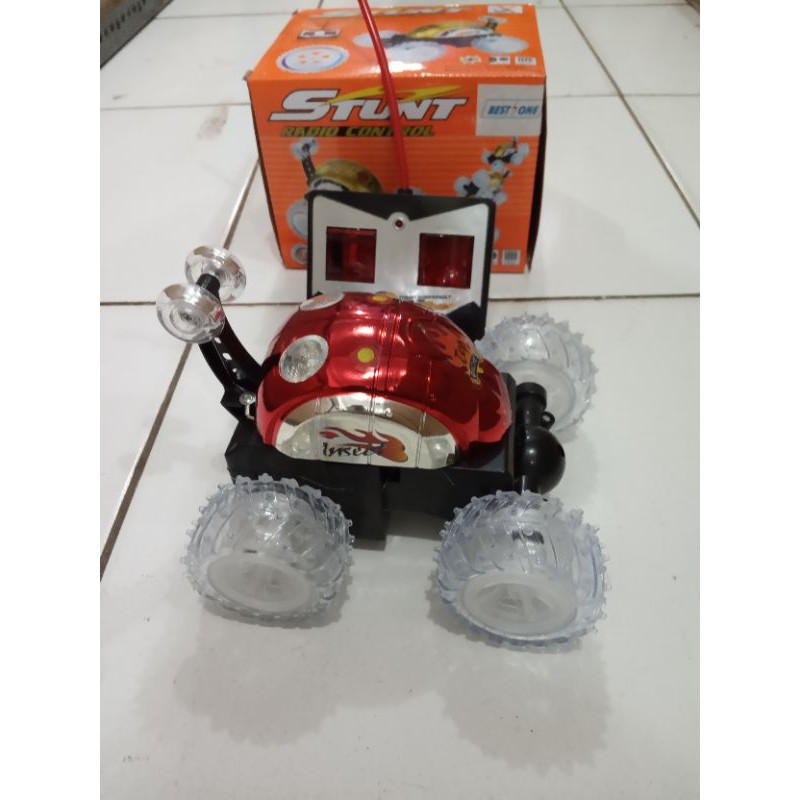 MOBIL REMOT CONTROL RC MINI STUNT CAR IRONMAN