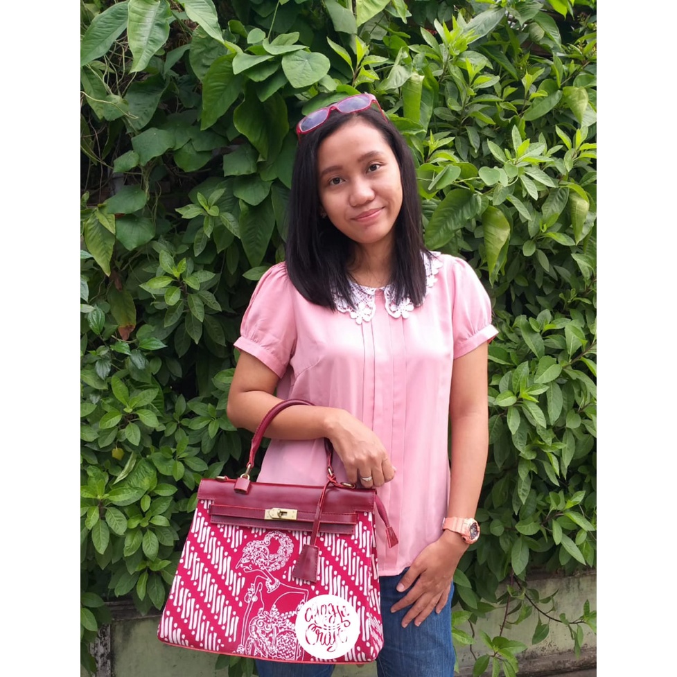 Tas Kulit Pull Up Kombinasi Kain batik wayang