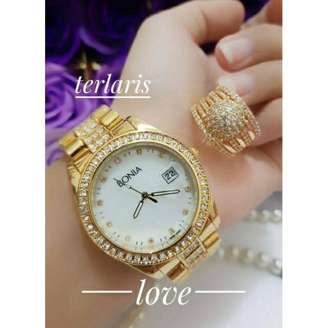Set jam cincin cantik
