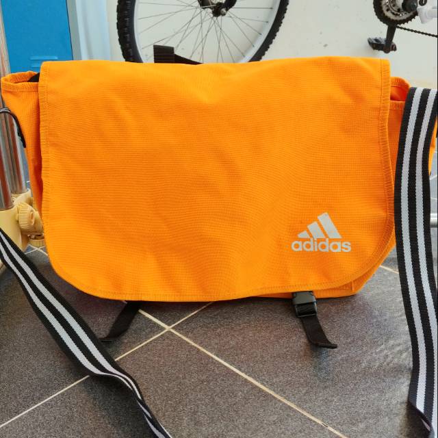 Adidas sling bag original preloved