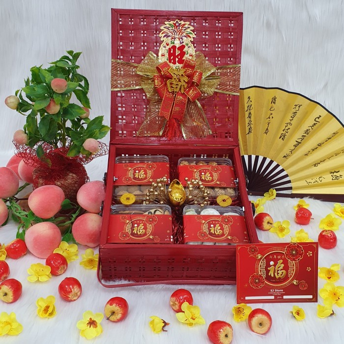 

Paket box dekorasi sakura hampers imlek cny parcel hadiah kue kering 5 - Box +kukis...