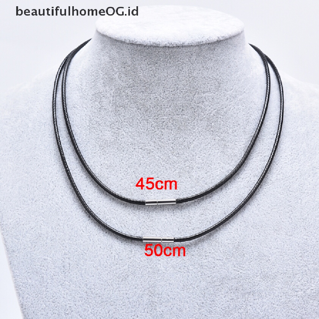 Kalung Choker Bahan Kulit Warna Hitam Dengan Gesper Stainless Steel