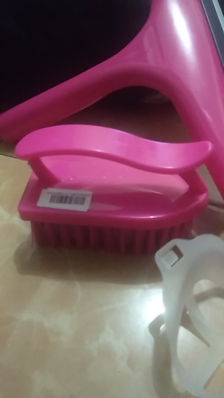 Hawaii Striko Sikat Baju