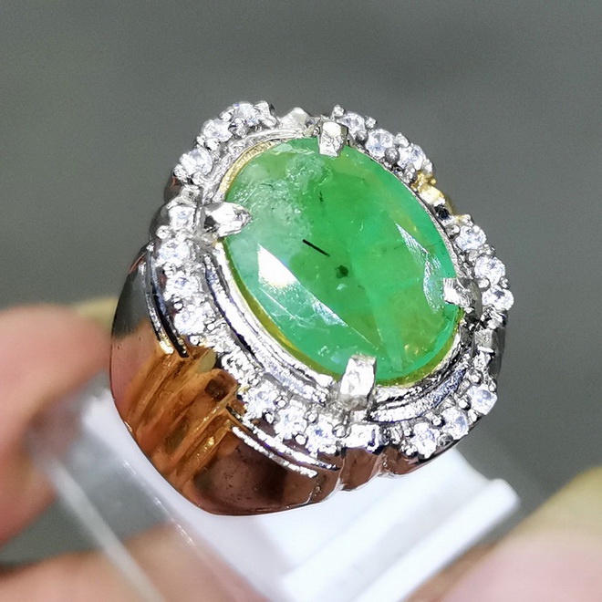 Cincin Batu Akik Zamrud Oval Asli