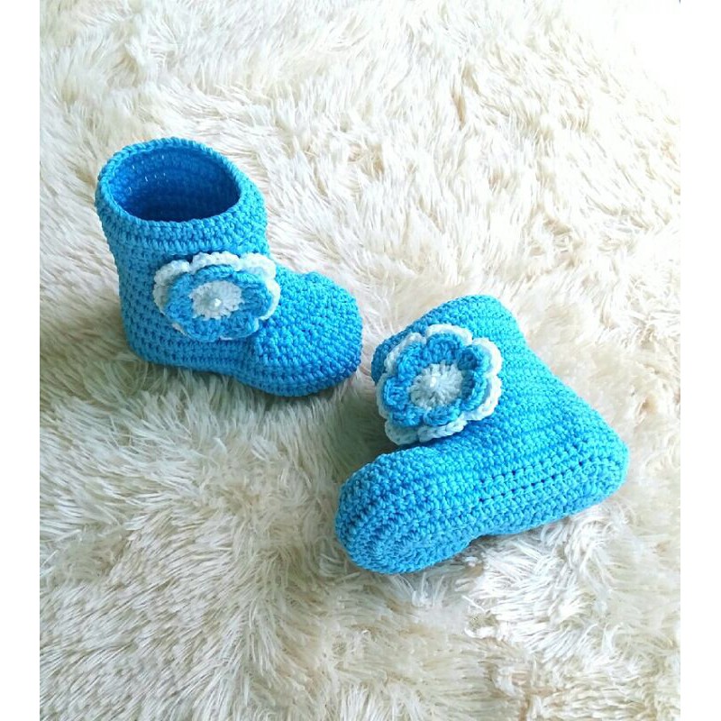 sepatu bayi boot rajut sepatu bayi cewek sepatu bayi perempuan heandmade prewalker