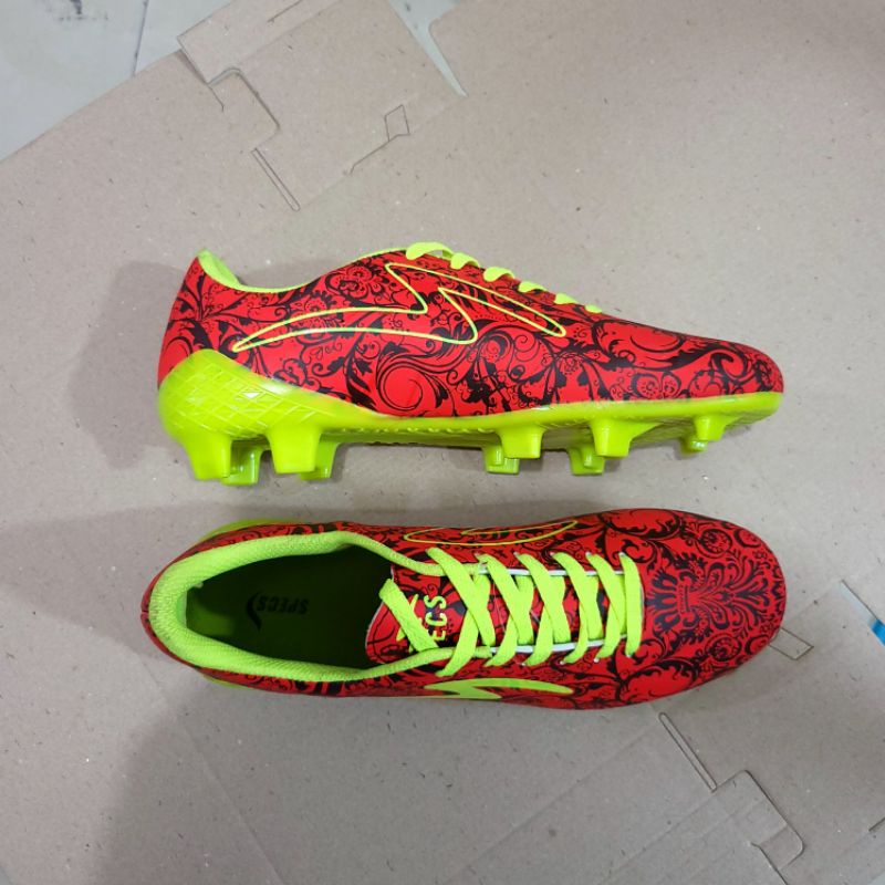 sepatu bola spec alfa dan motif batik terlaris bisa cod