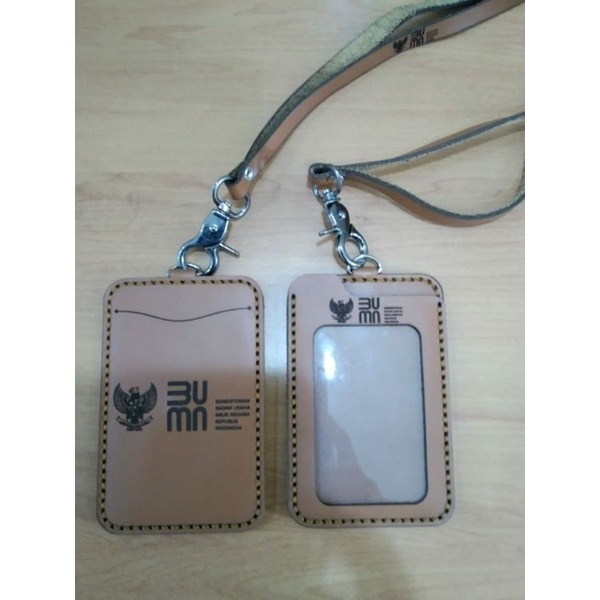 

NAME TAG HOLDER GANTUNGAN ID CARD KULIT ASLI