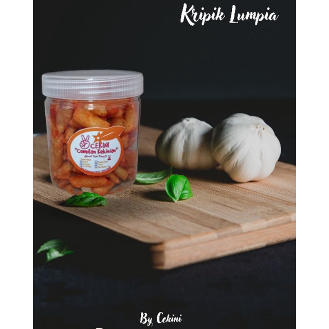 

kripik lumpia kriuk kemasan toples 600ml