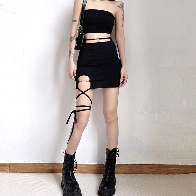 【AMY J】Strap Design High Waist Mini Skirt with Side Split 7046