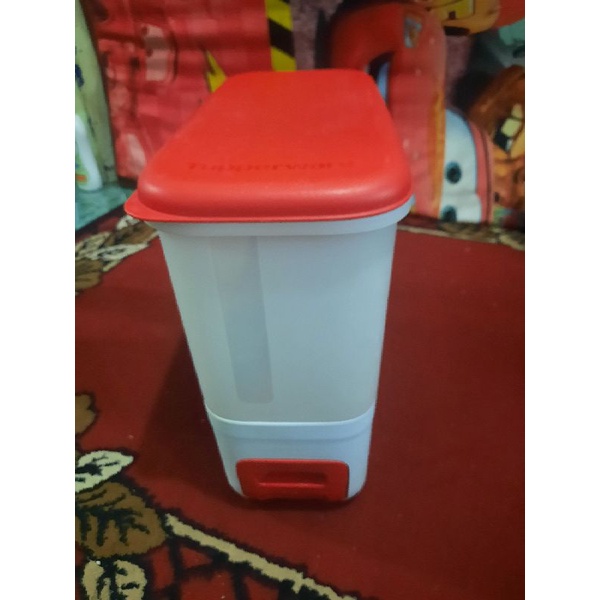 tempat beras tupperware original preloved ( seqond )