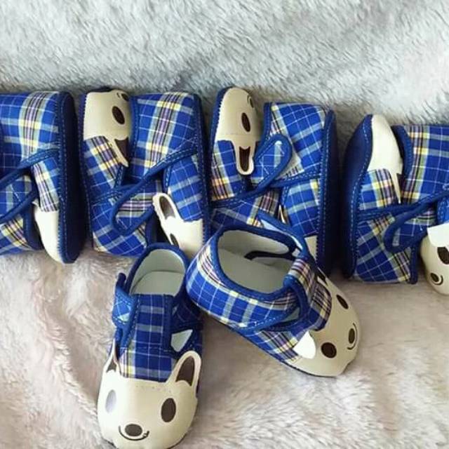 Sepatu bayi usia 1th kebawah BB max 10kg
