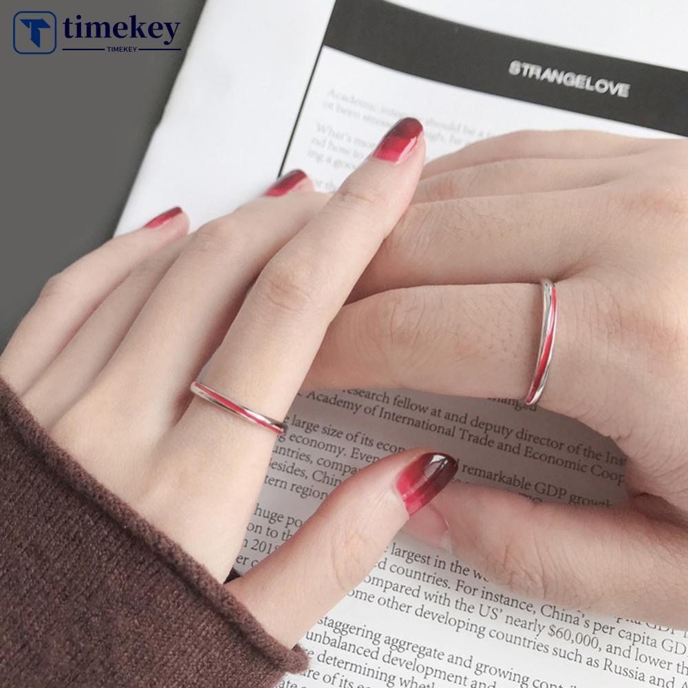 Timekey Cincin Pasangan / Pria / Wanita Desain Strip Mobius Merah Adjustable Untuk Hadiah Valentine A1K6